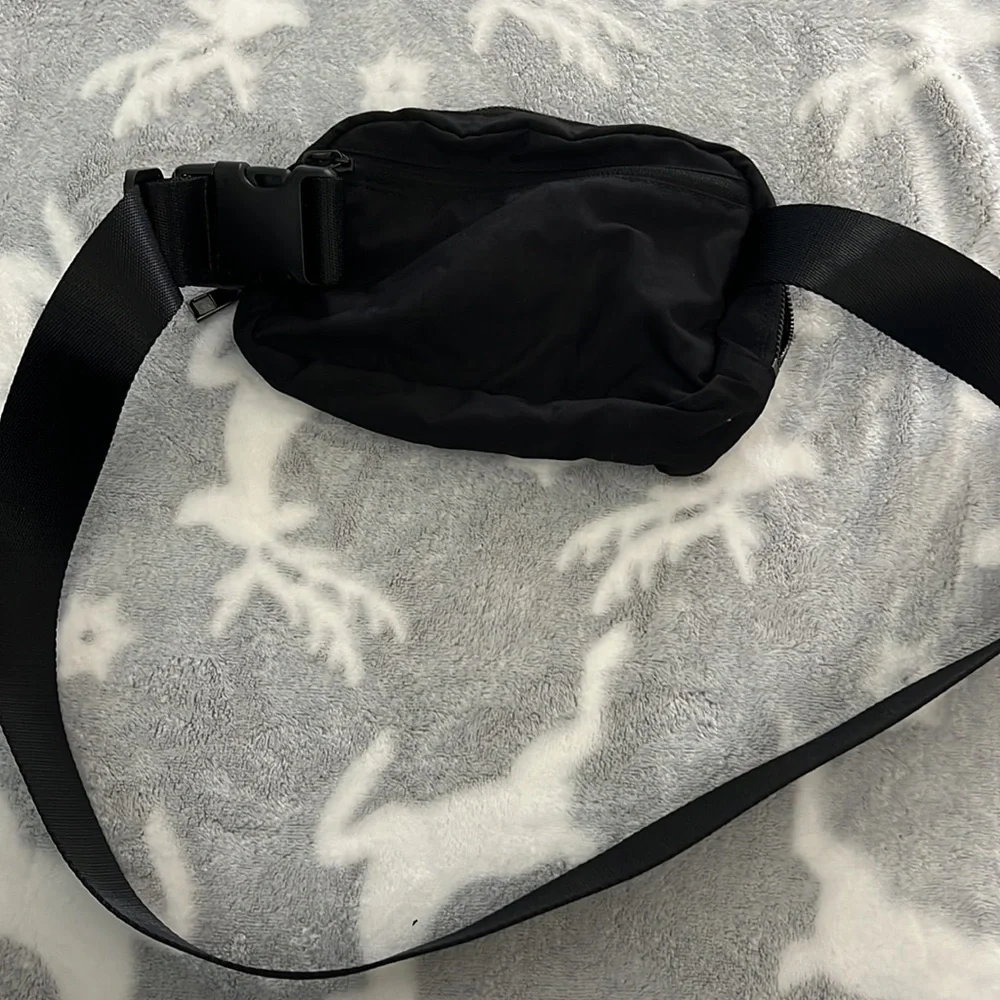 Fanny pack - Picture 3 of 5
